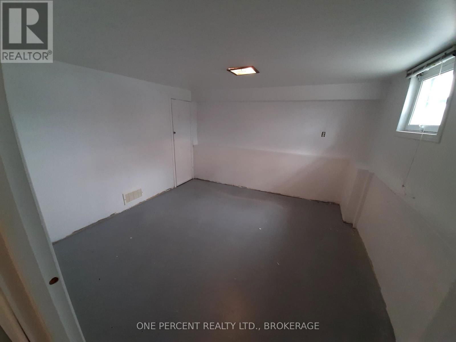 84 CARLETON STREET Image 13