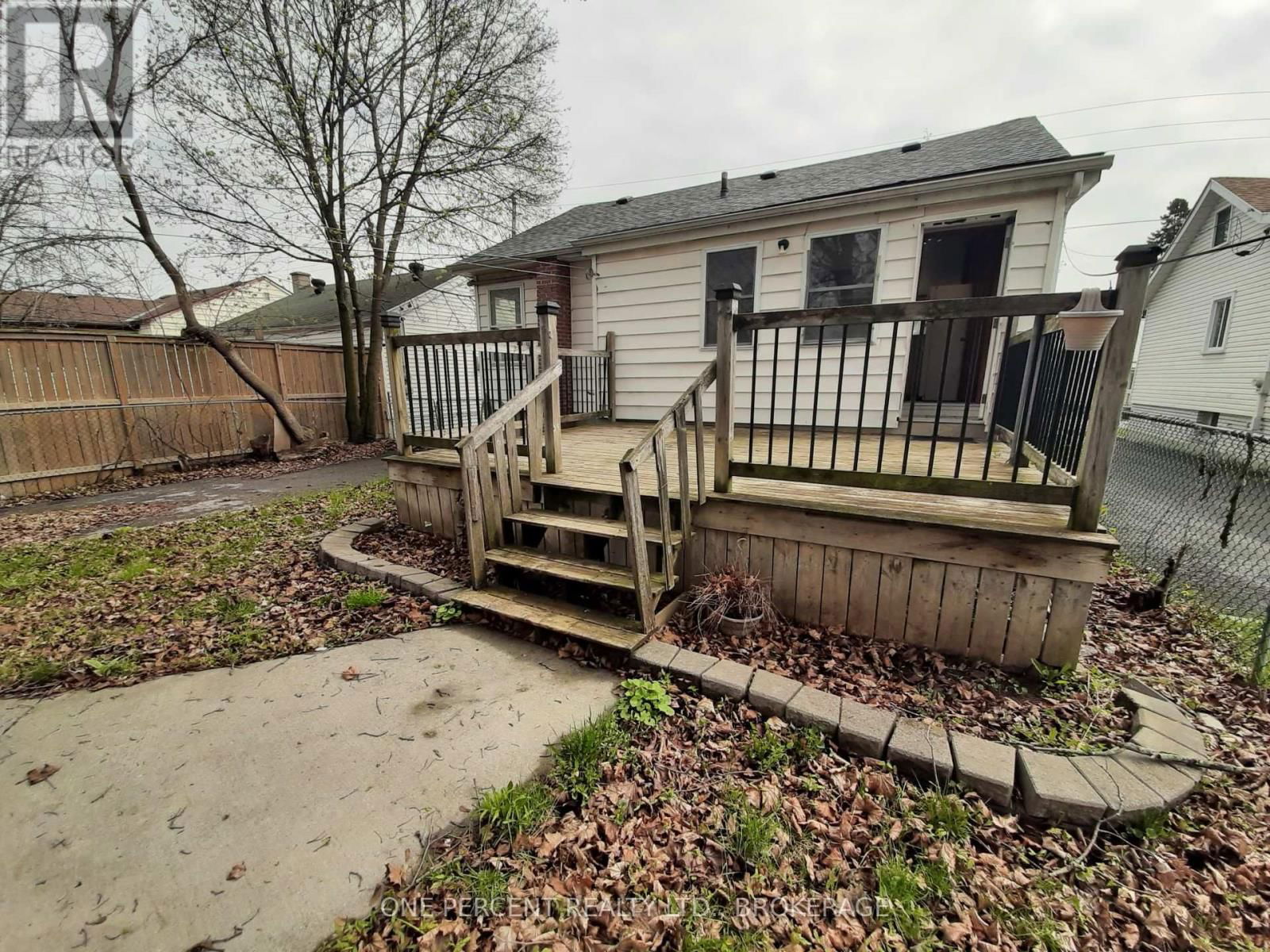 84 CARLETON STREET Image 16