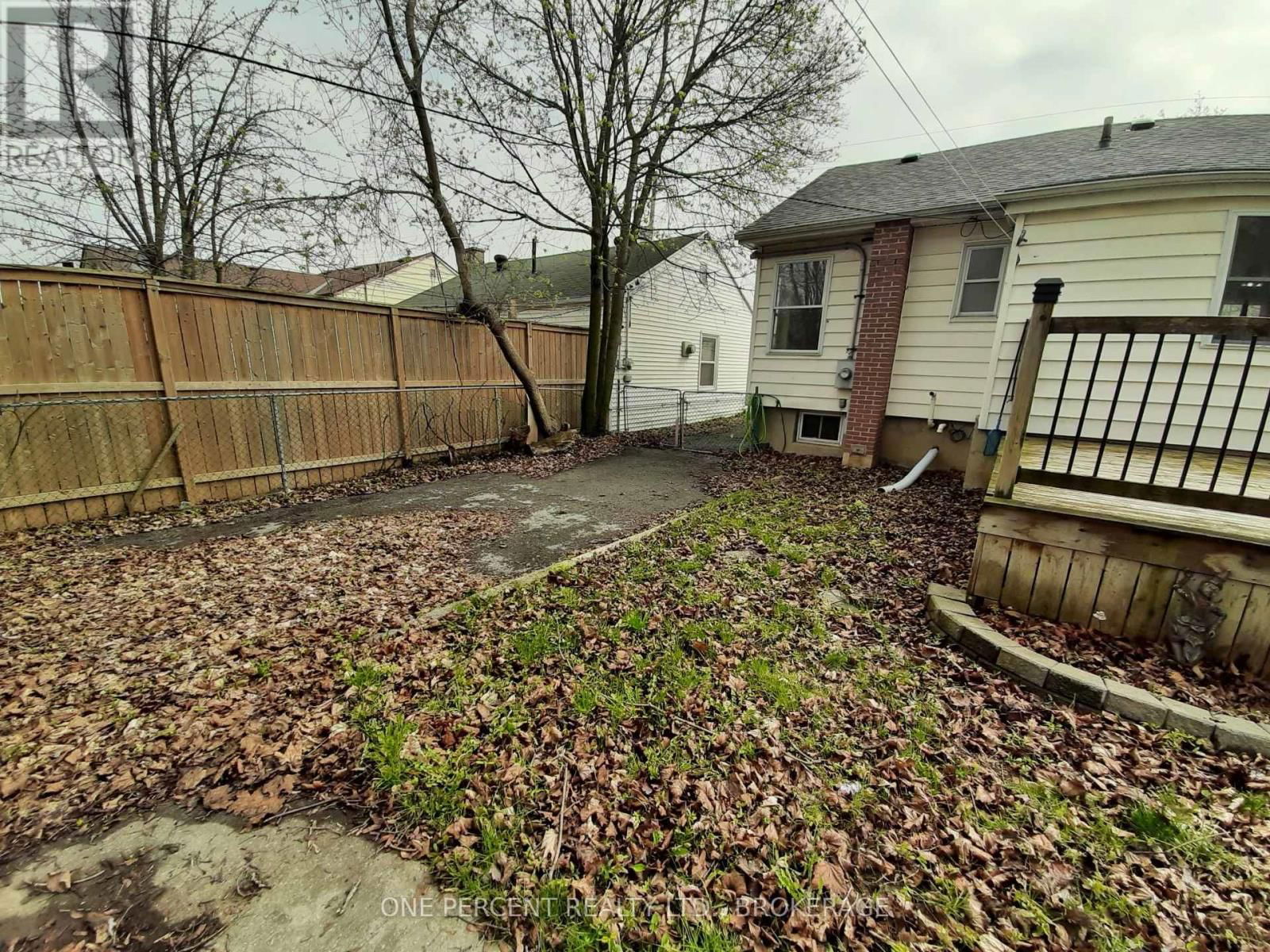 84 CARLETON STREET Image 18