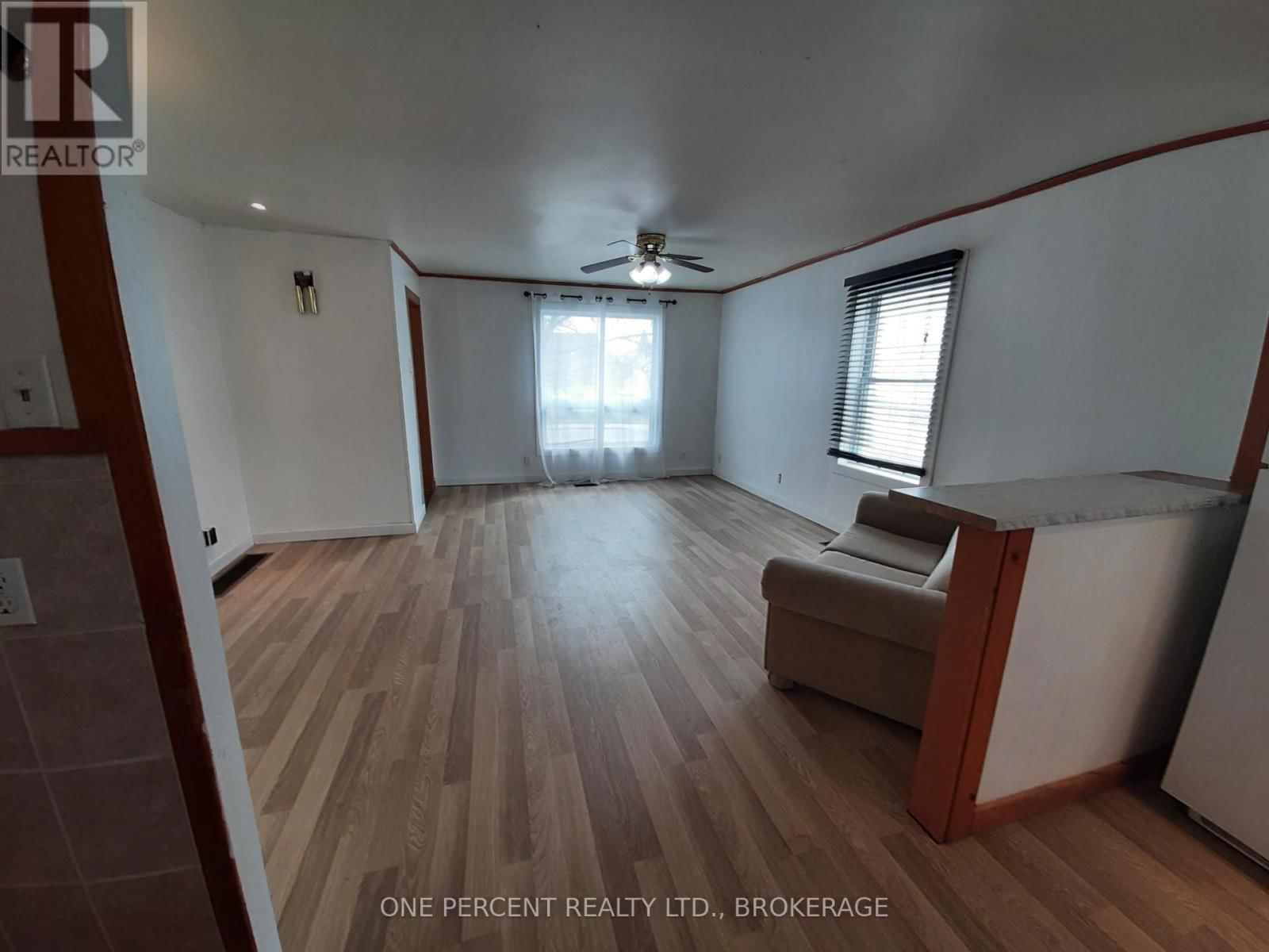 84 CARLETON STREET Image 5