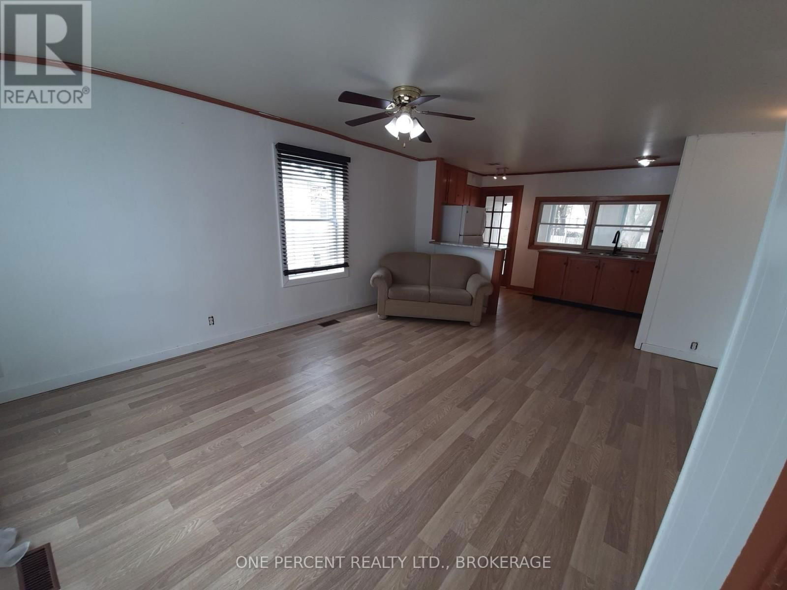 84 CARLETON STREET Image 6
