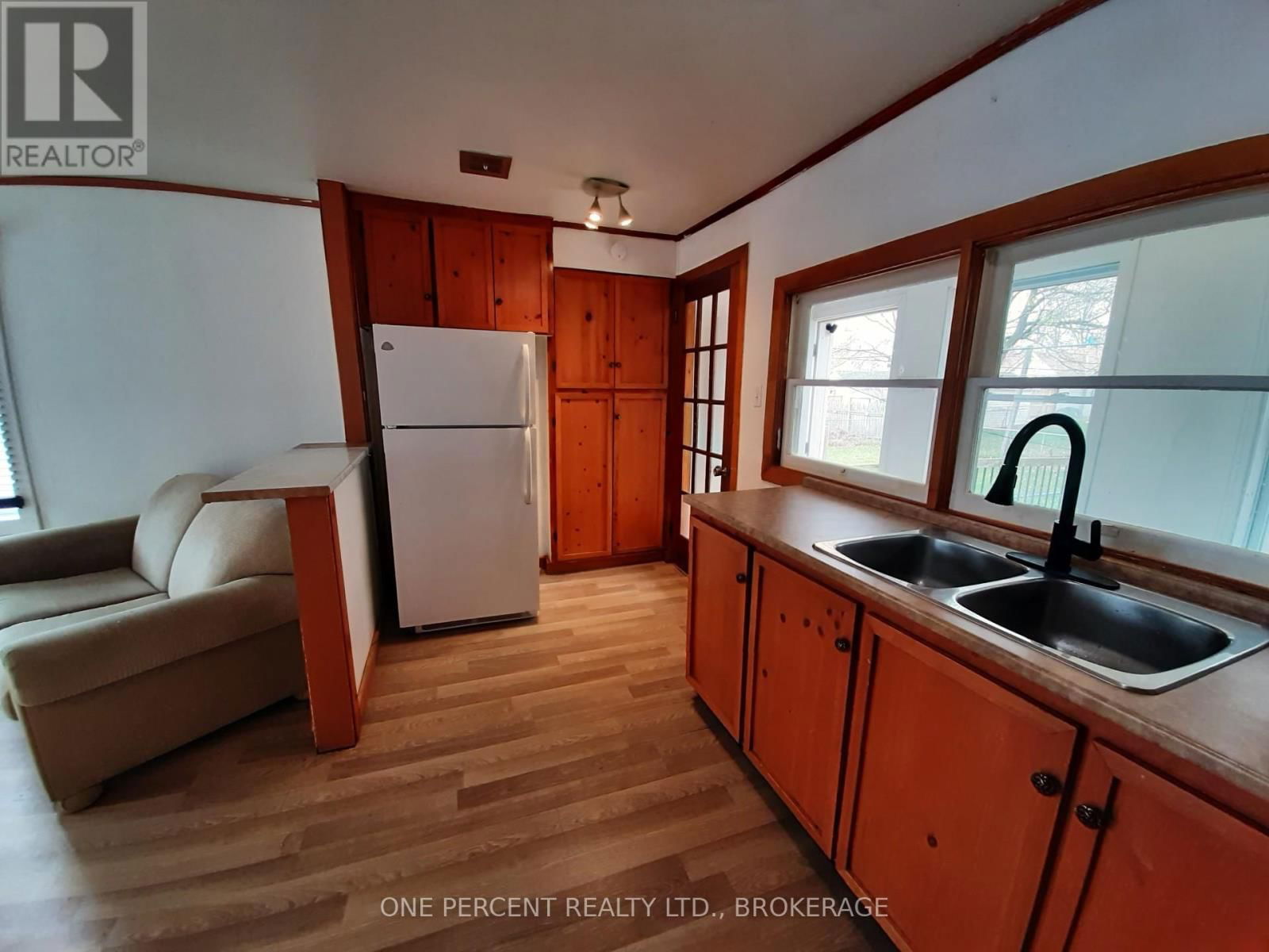 84 CARLETON STREET Image 7