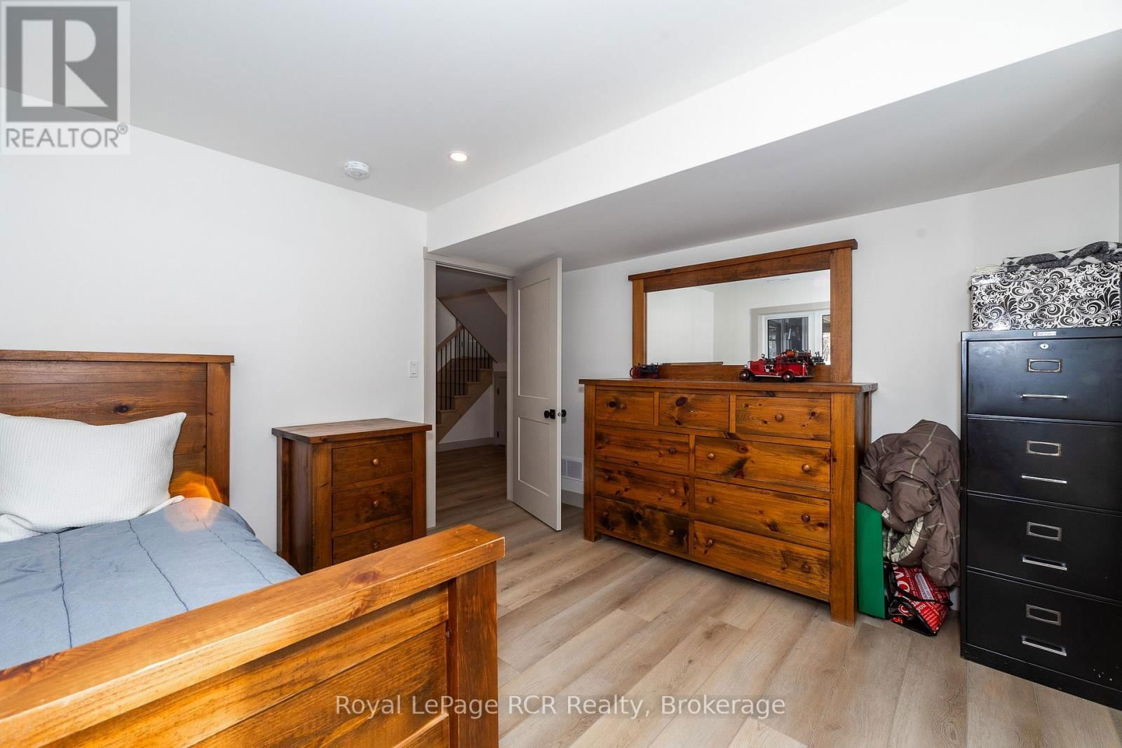 126 WEST STREET Image 33