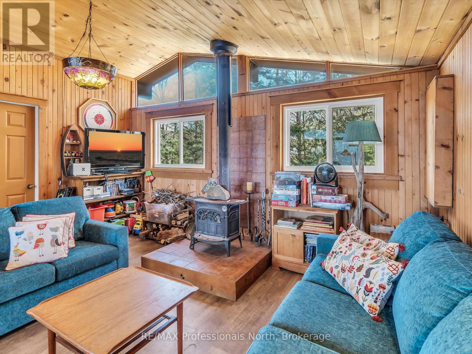 299 SHERWOOD DRIVE Image 16