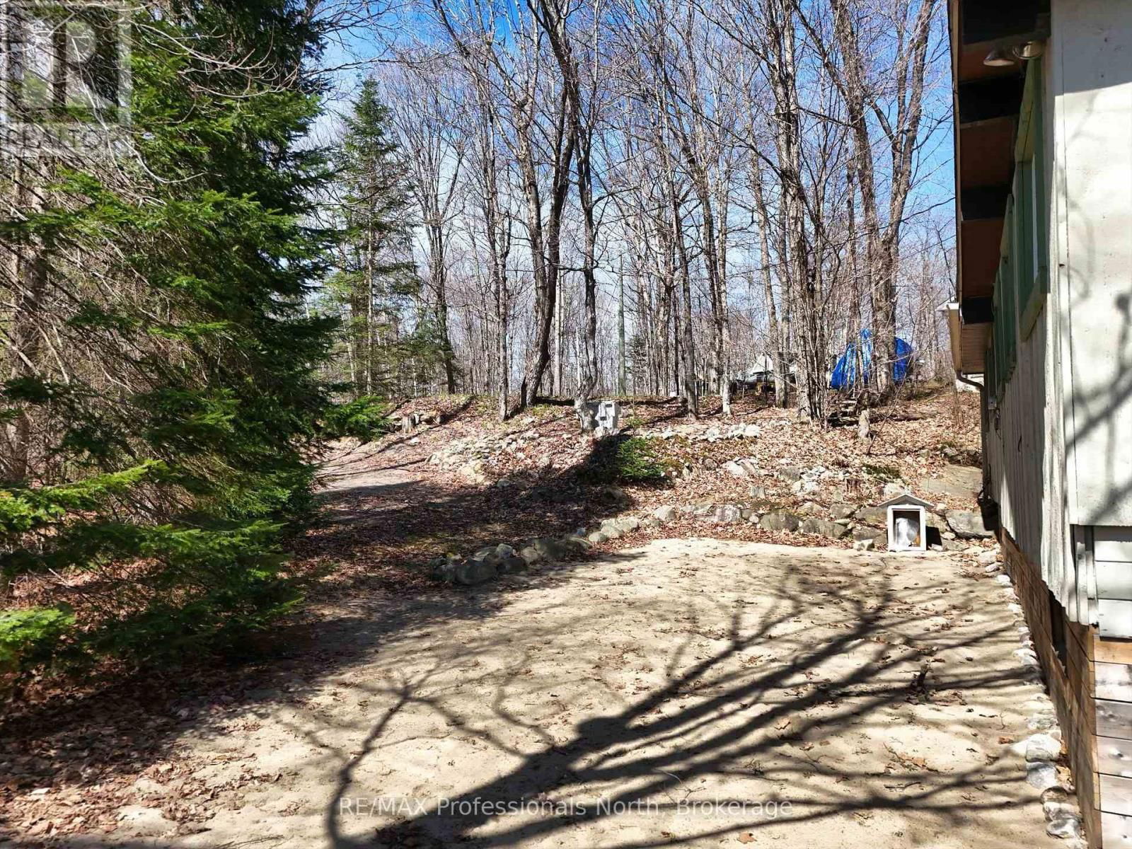 299 SHERWOOD DRIVE Image 33