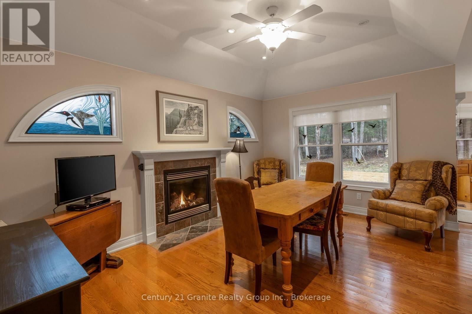 117 HALBIEM CRESCENT Image 15