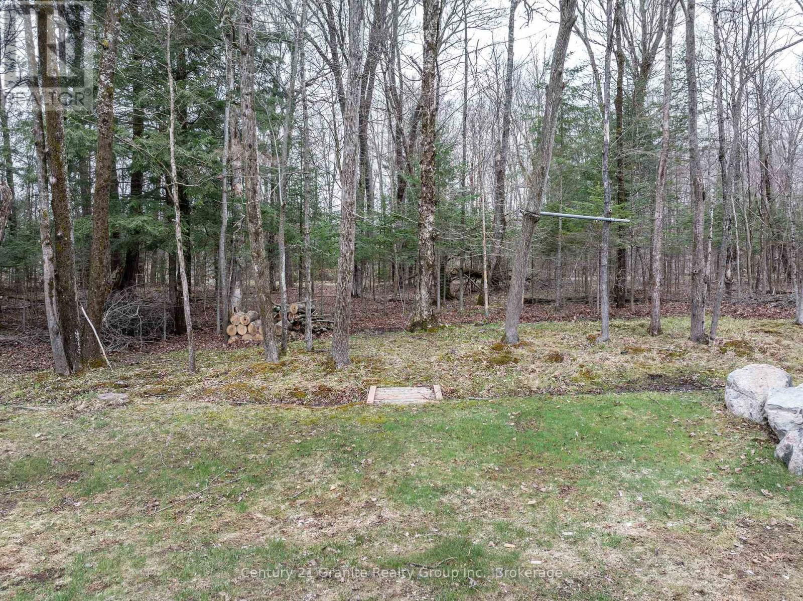 117 HALBIEM CRESCENT Image 25