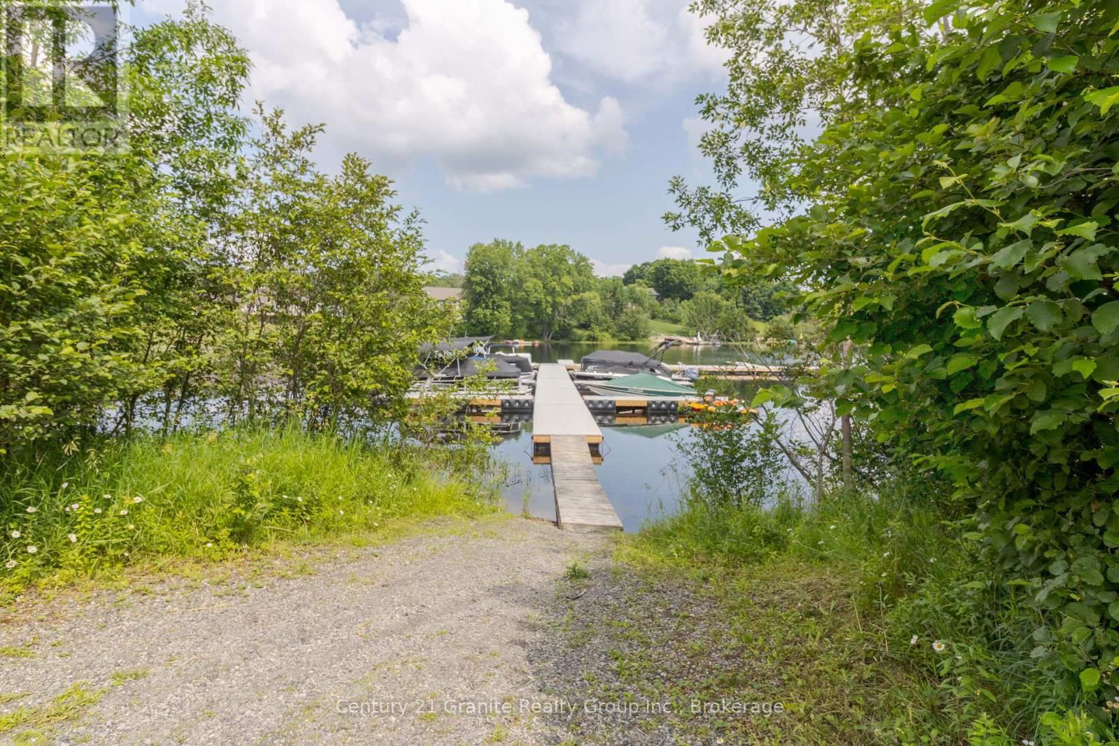 117 HALBIEM CRESCENT Image 47
