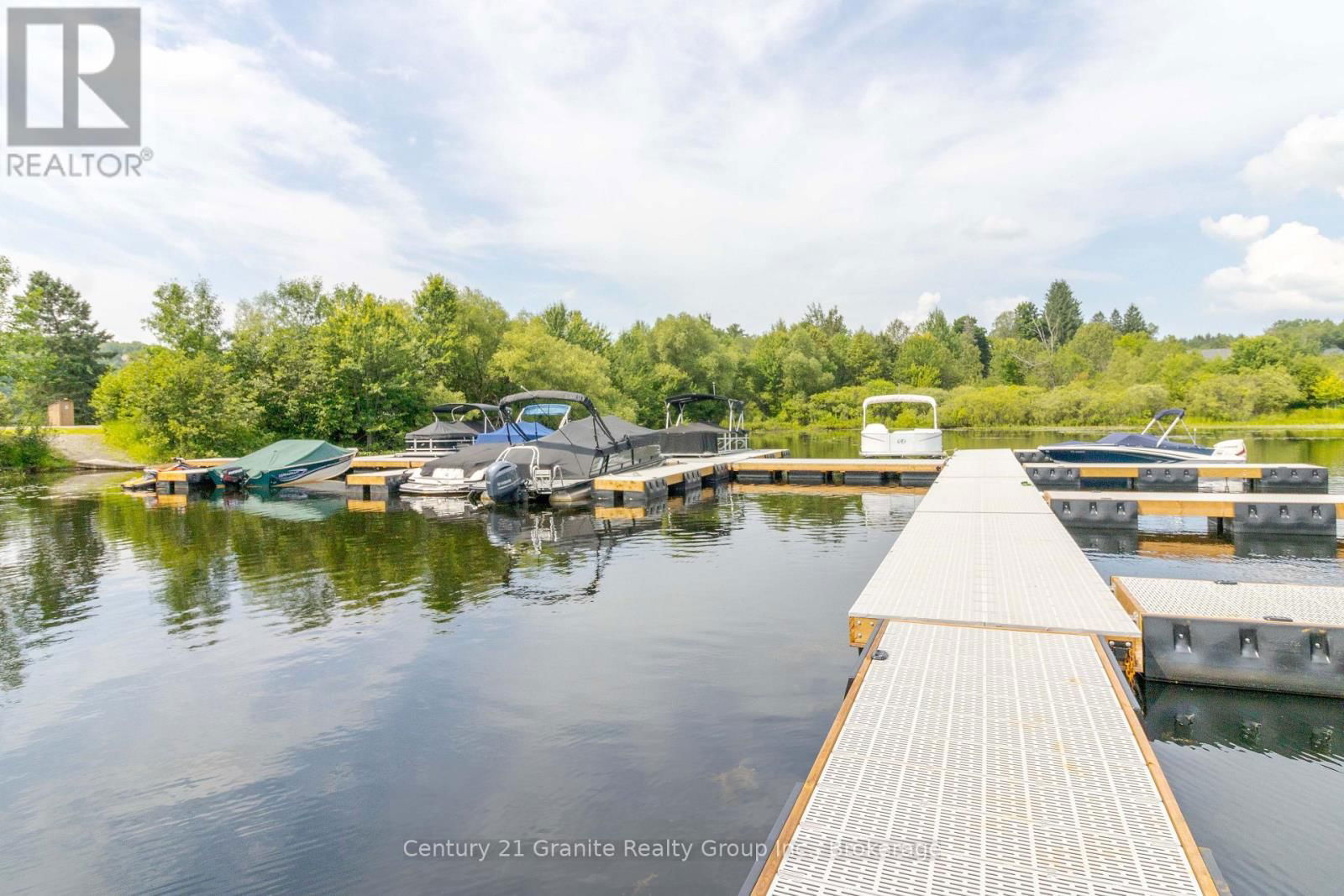 117 HALBIEM CRESCENT Image 48