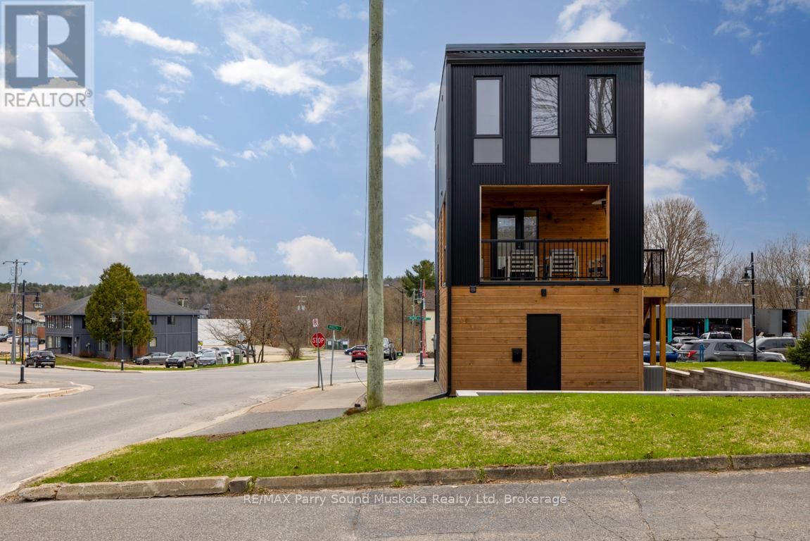98 JAMES STREET Image 44