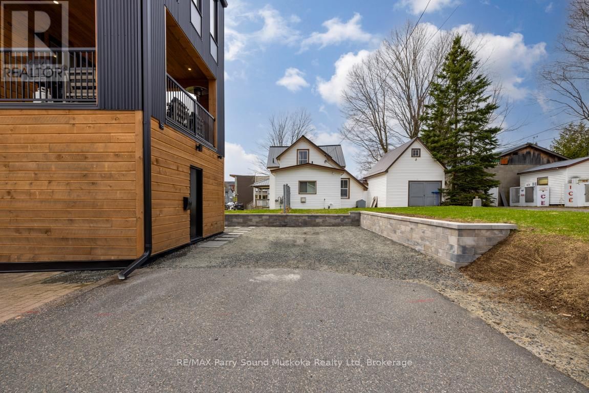 98 JAMES STREET Image 45
