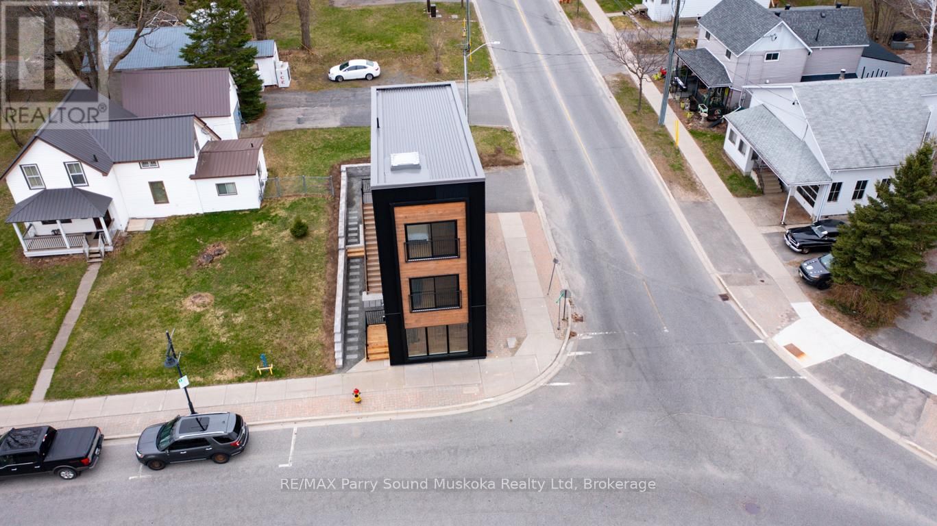 98 JAMES STREET Image 46