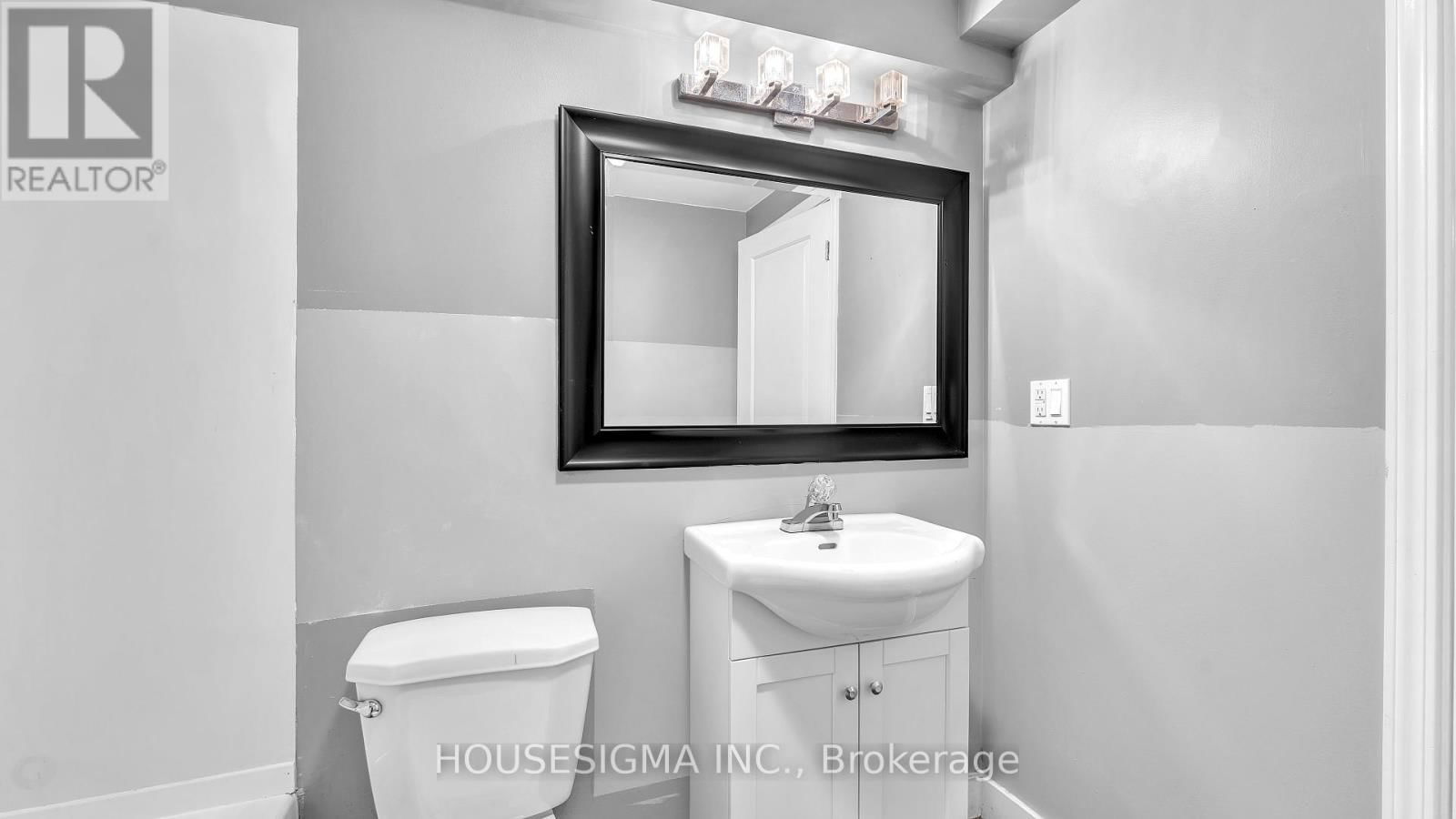 LOWER - 66 GRAND AVENUE Image 16