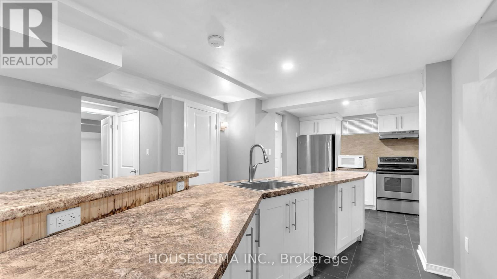 LOWER - 66 GRAND AVENUE Image 8