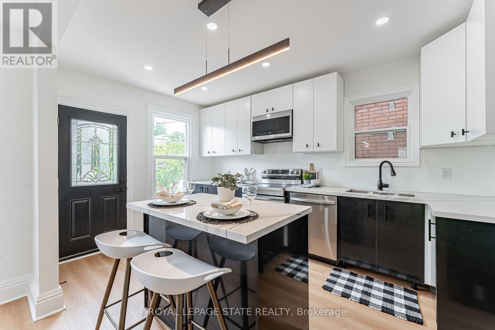 15 BARNESDALE AVENUE NORTH Image 15