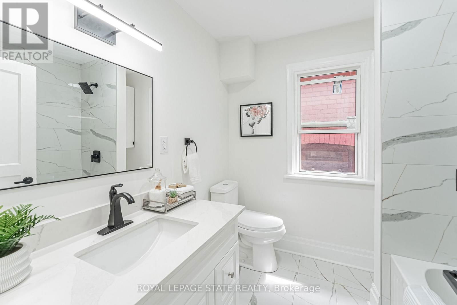 15 BARNESDALE AVENUE NORTH Image 24