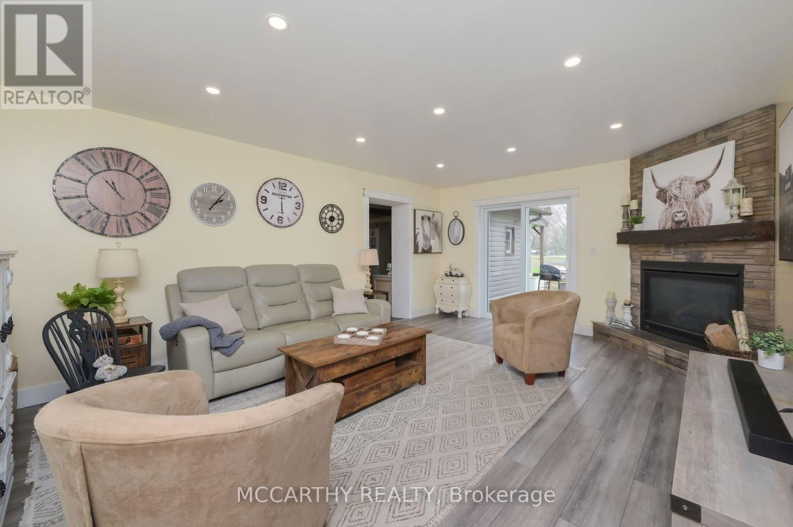 436139 4TH LINE Image 14