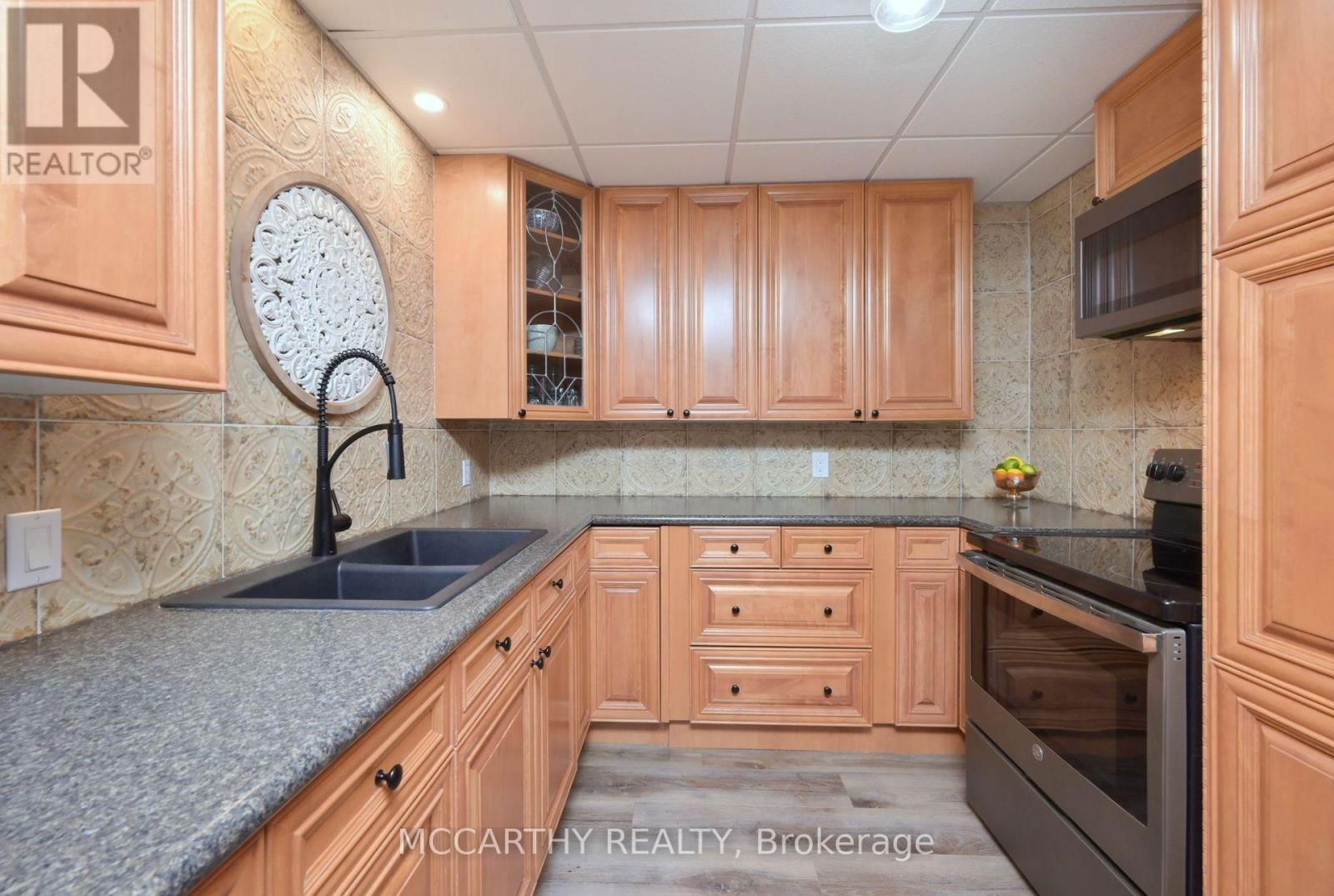 436139 4TH LINE Image 28