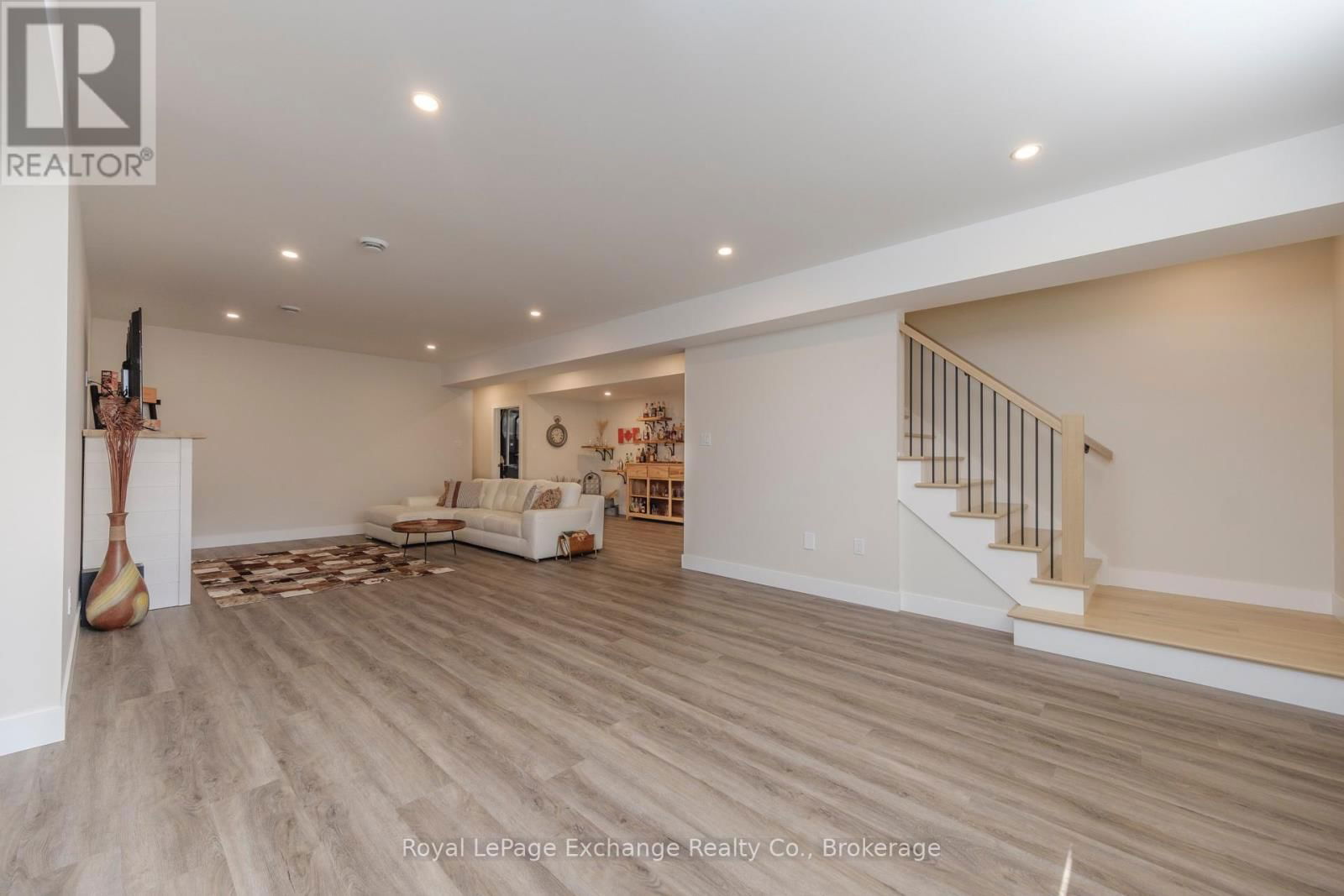 339 LAKE RANGE DRIVE Image 30