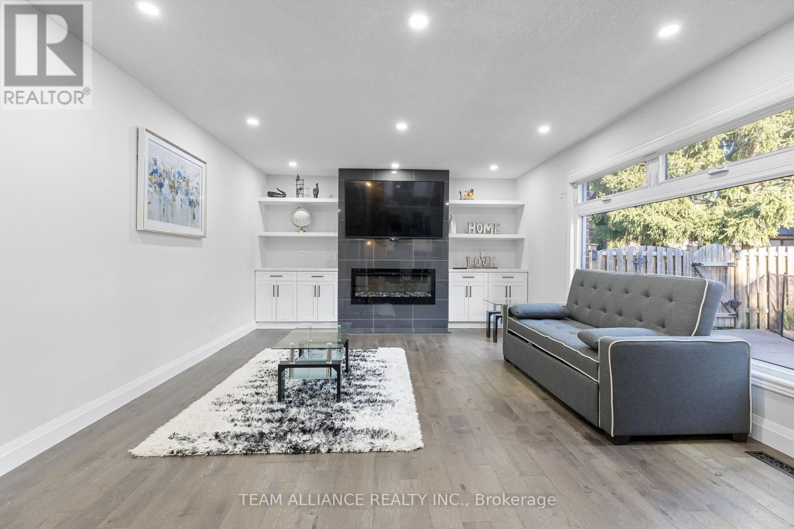 167 SUNNYSIDE DRIVE Image 11
