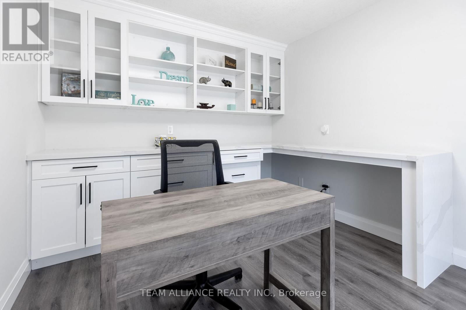 167 SUNNYSIDE DRIVE Image 3