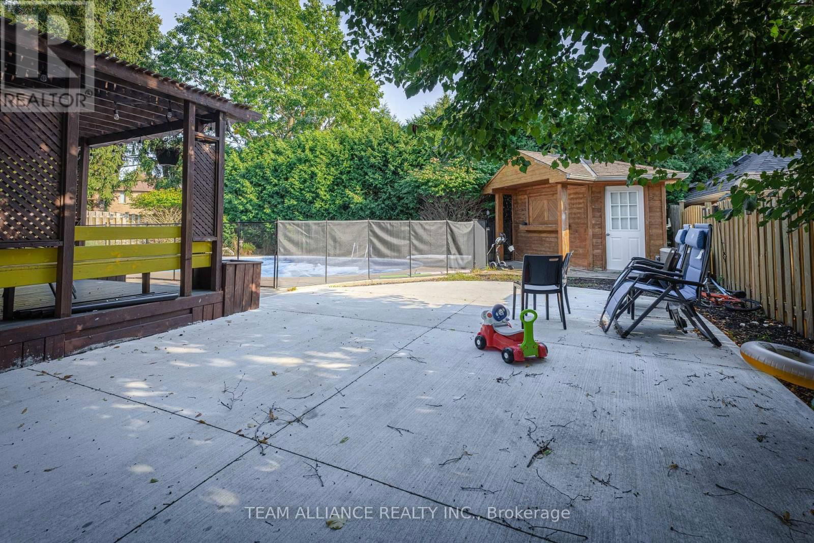 167 SUNNYSIDE DRIVE Image 30