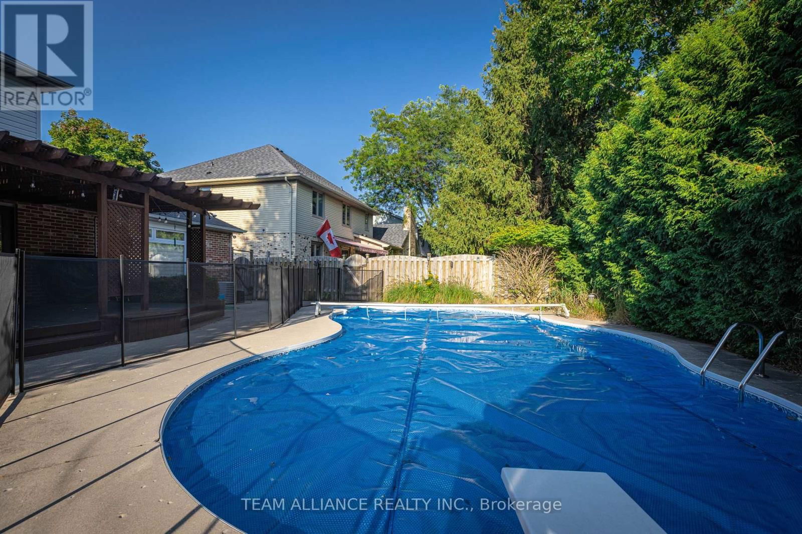 167 SUNNYSIDE DRIVE Image 34
