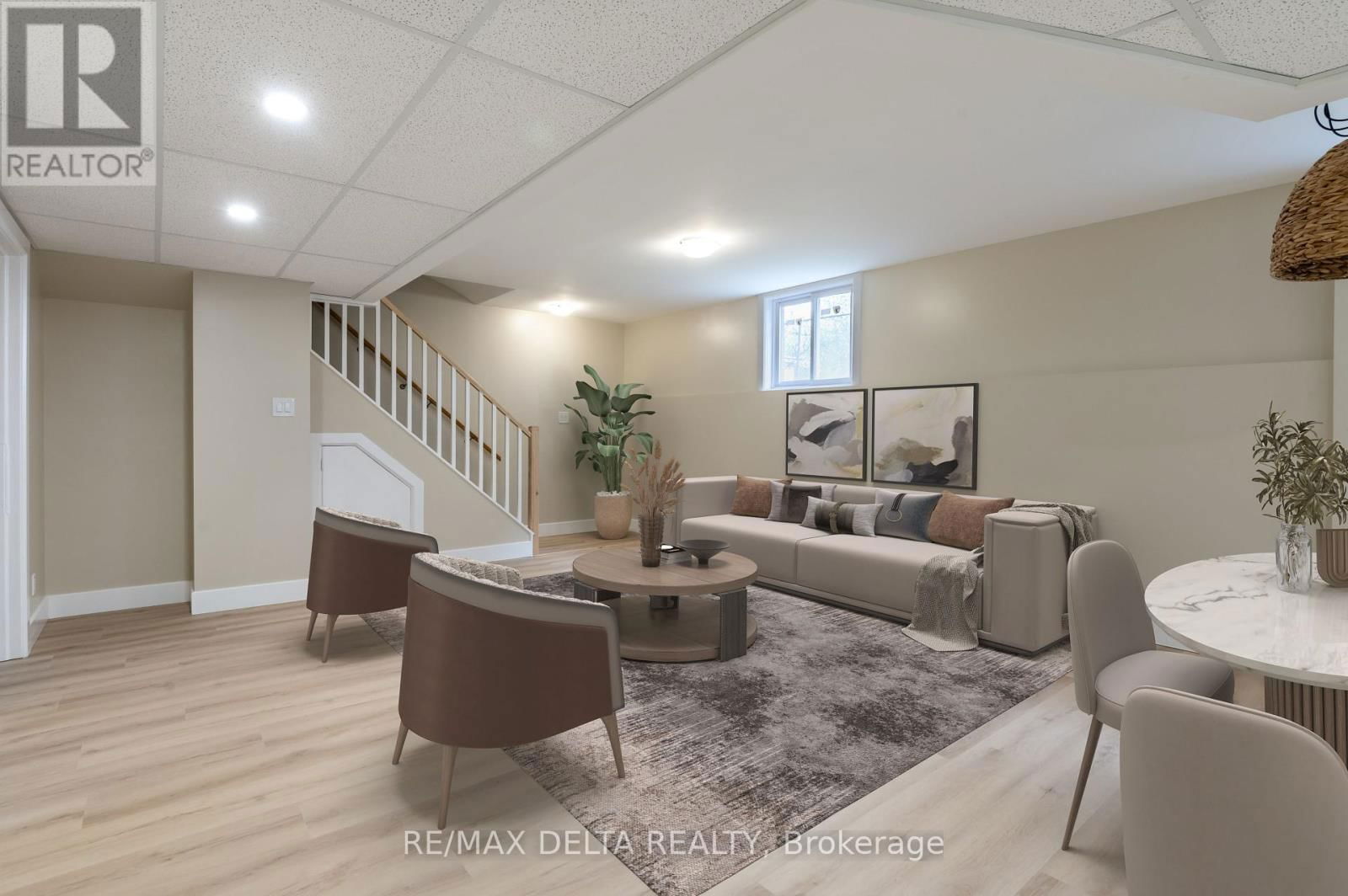 981 LOLA STREET Image 16