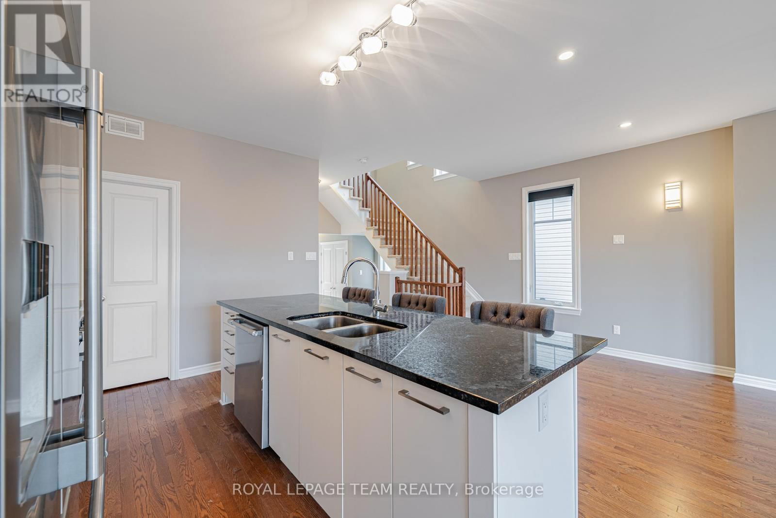 768 CEDAR CREEK DRIVE Image 22