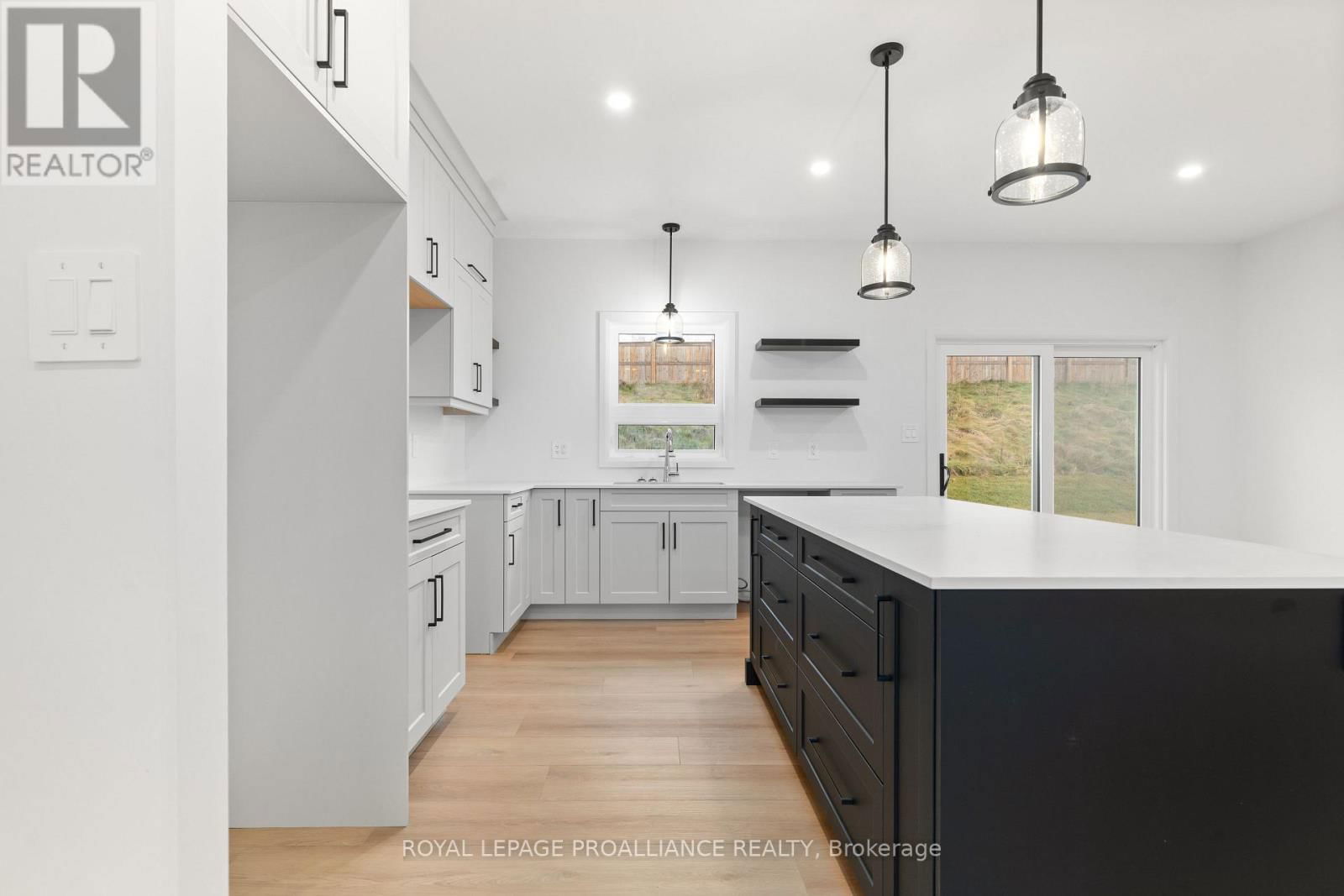 23 SCHMIDT WAY Image 13