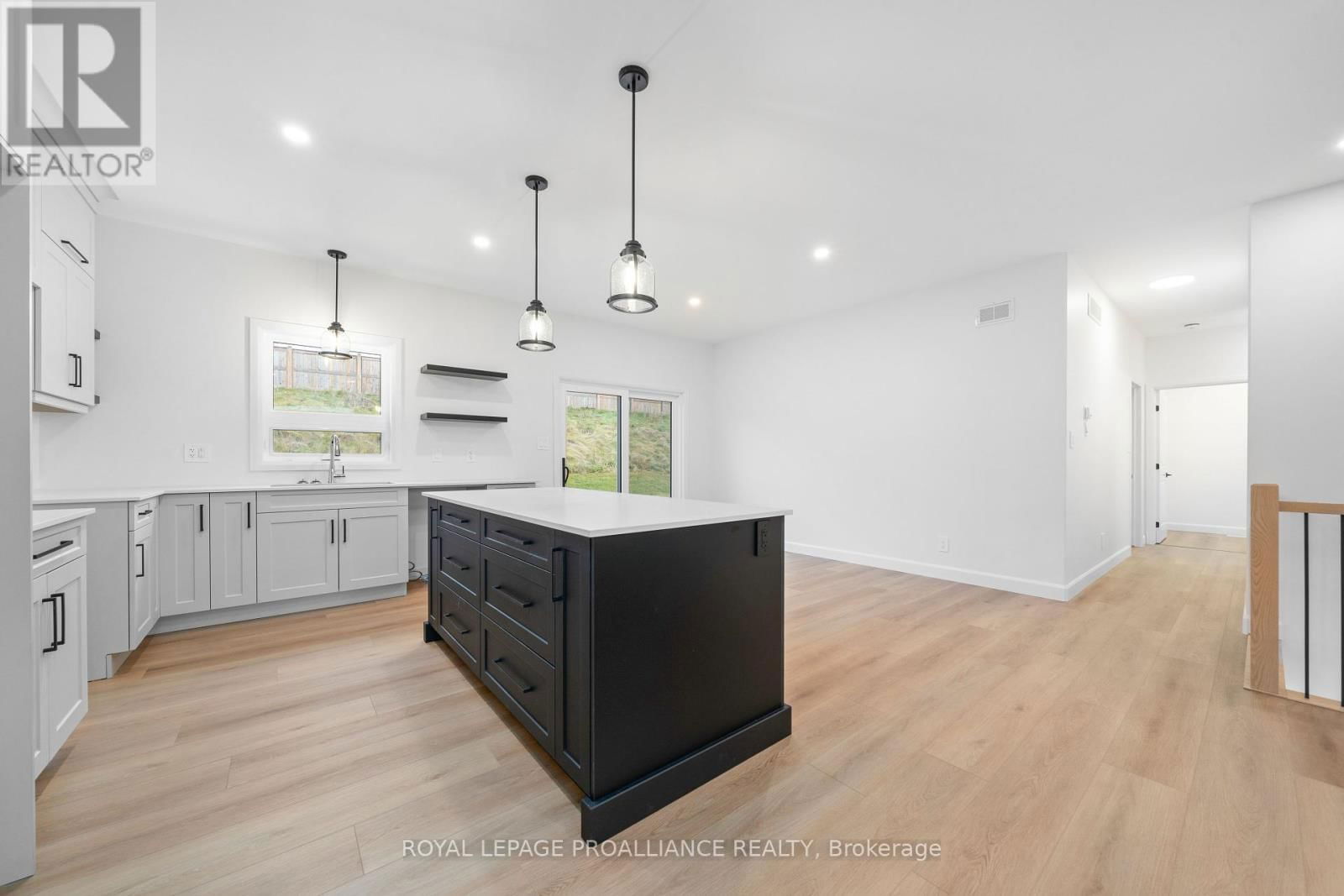 23 SCHMIDT WAY Image 14