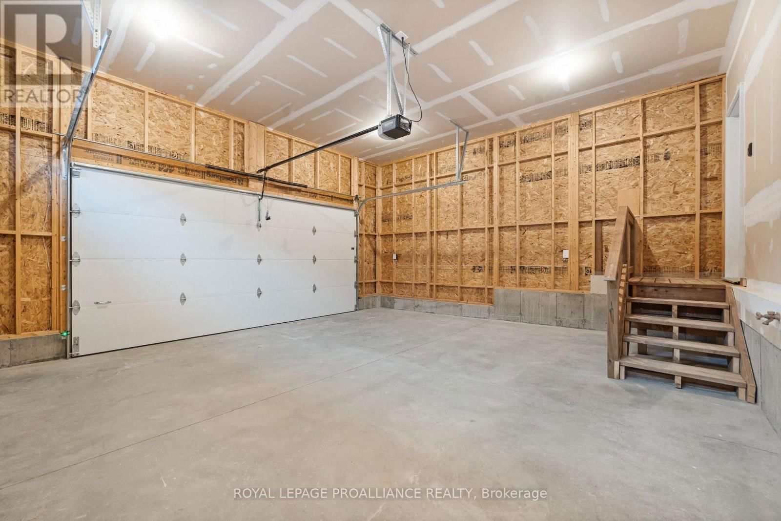 23 SCHMIDT WAY Image 31