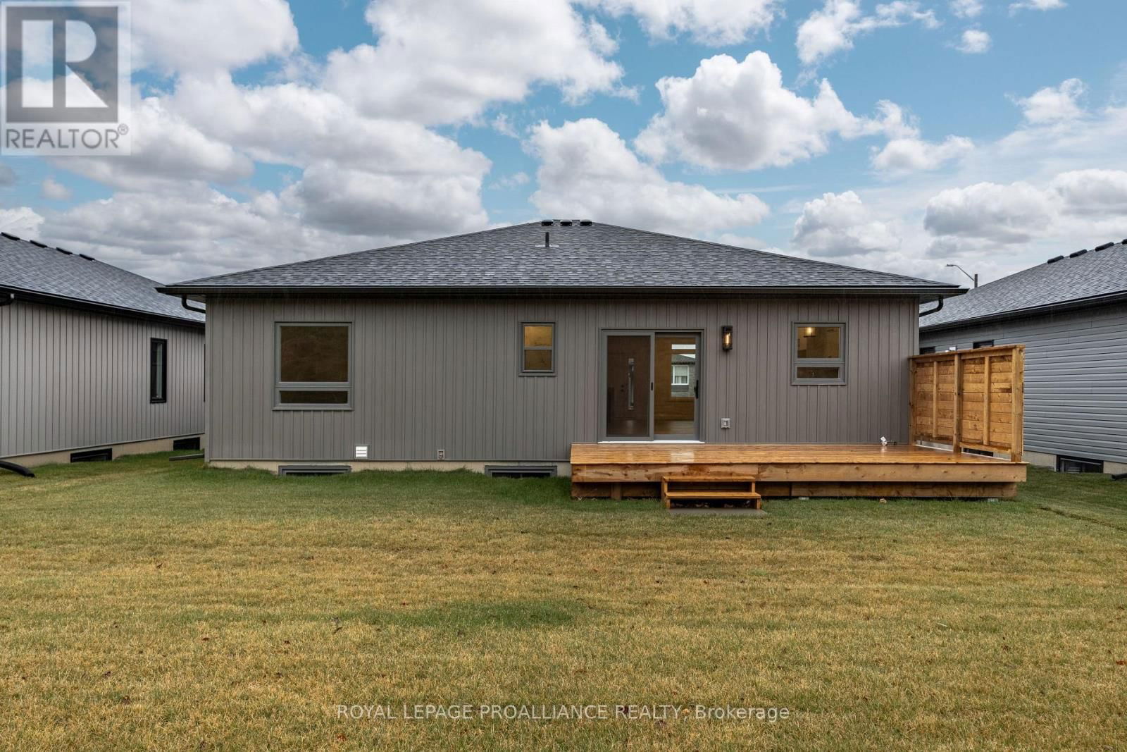 23 SCHMIDT WAY Image 34