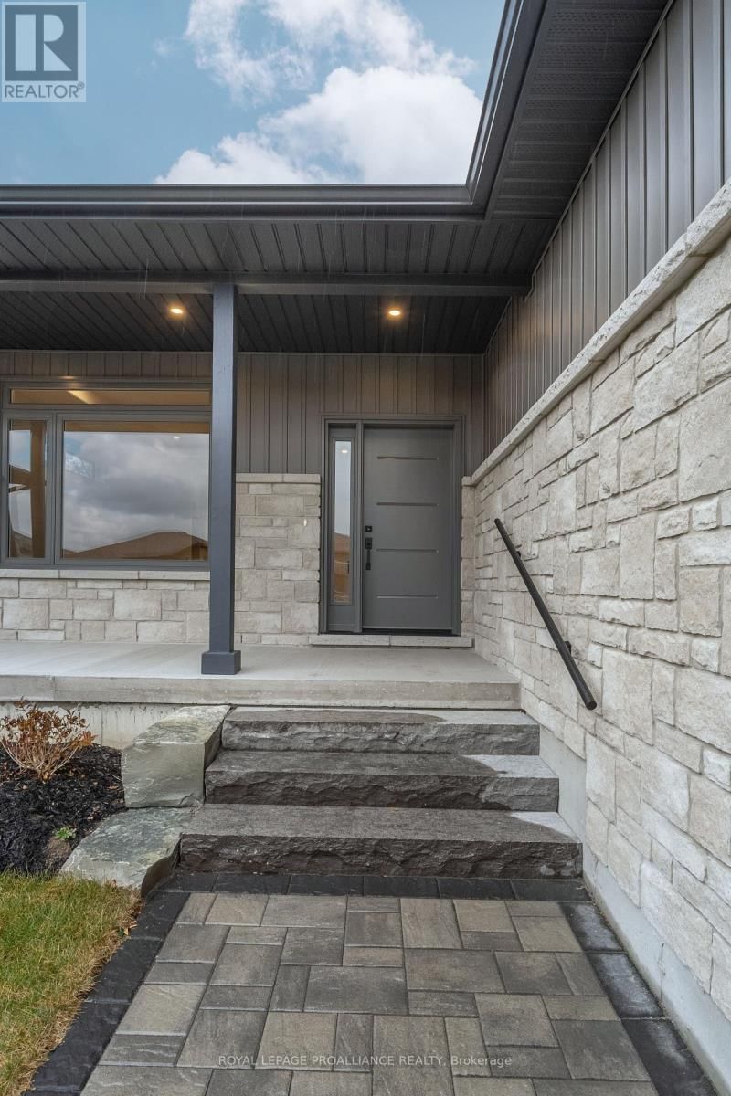 23 SCHMIDT WAY Image 4