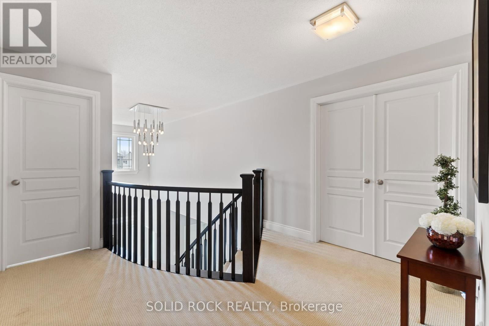 422 MERCURY STREET EAST Image 28