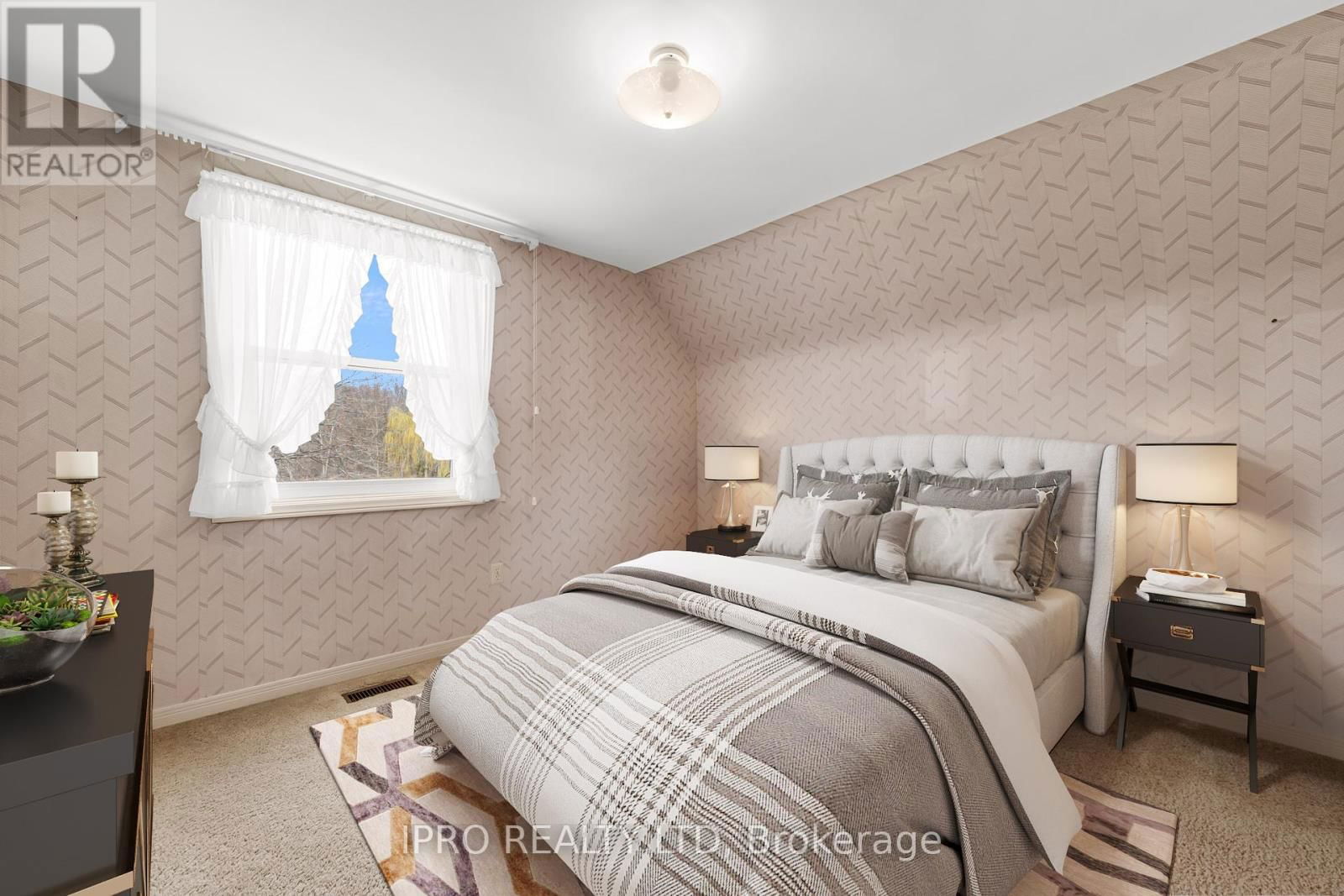 40764 FORKS ROAD Image 16