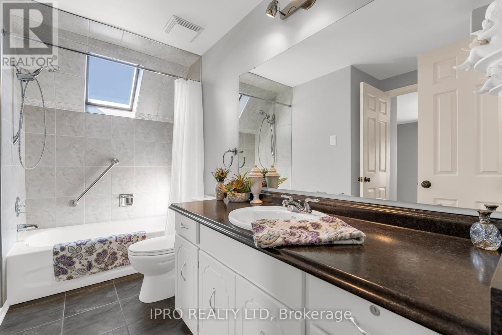 40764 FORKS ROAD Image 6