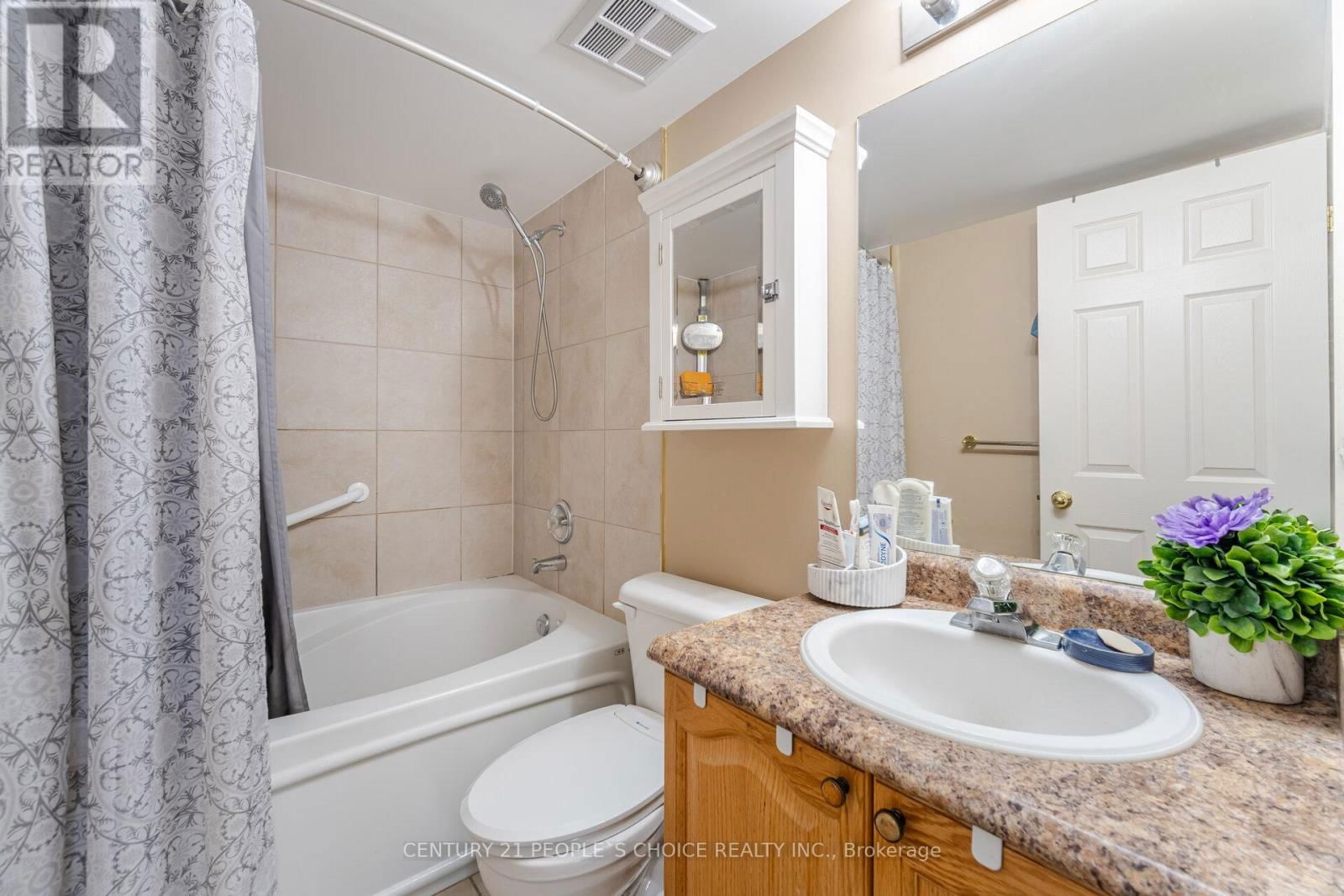 308 - 990 GOLF LINKS ROAD Image 25