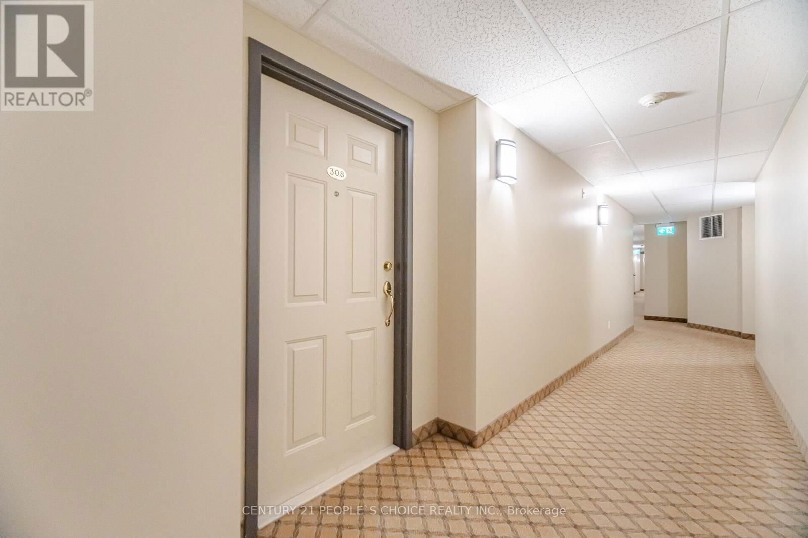 308 - 990 GOLF LINKS ROAD Image 6