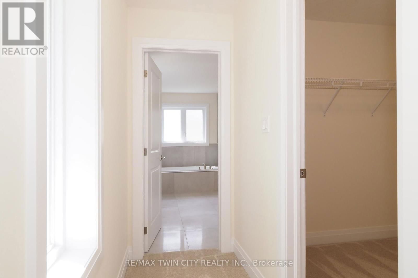 220 JEFFREY PLACE Image 29