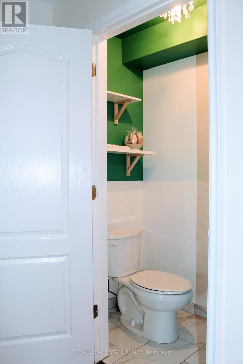133 CHILTON DRIVE Image 15