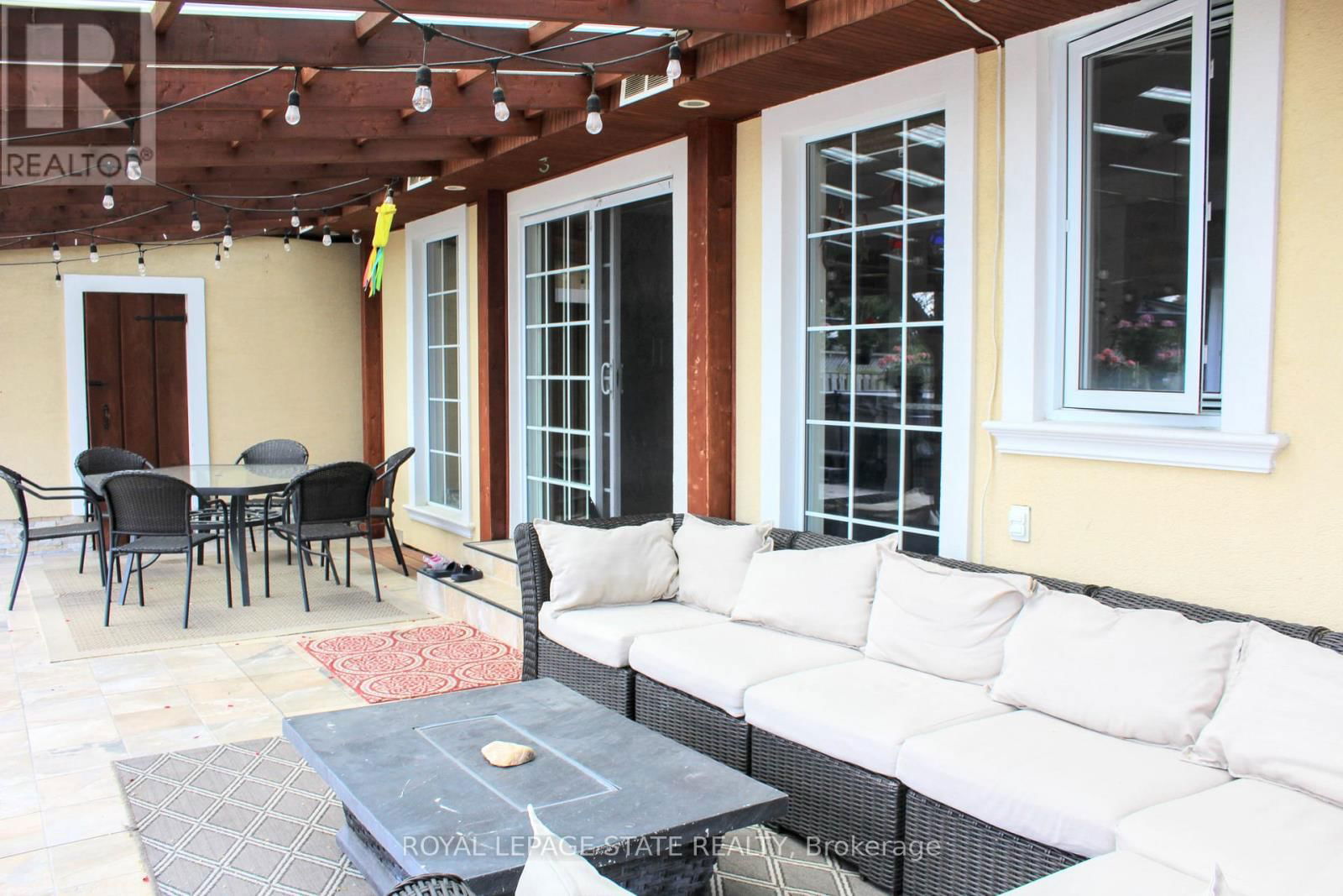 133 CHILTON DRIVE Image 31
