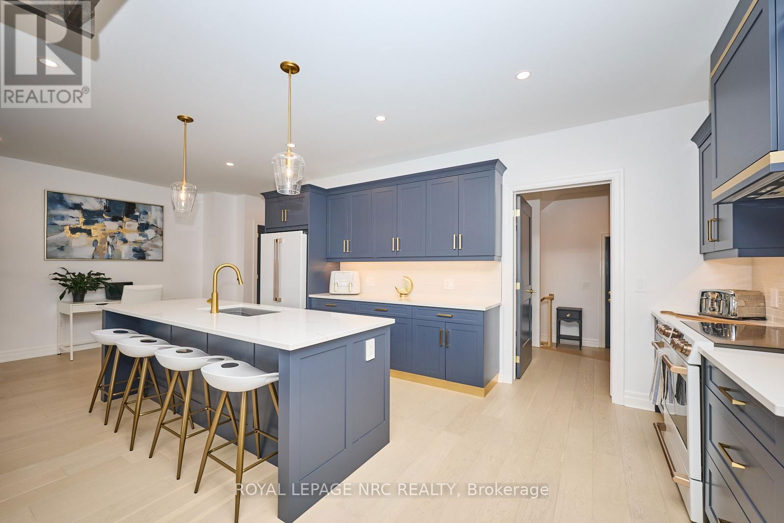 Primary Property View