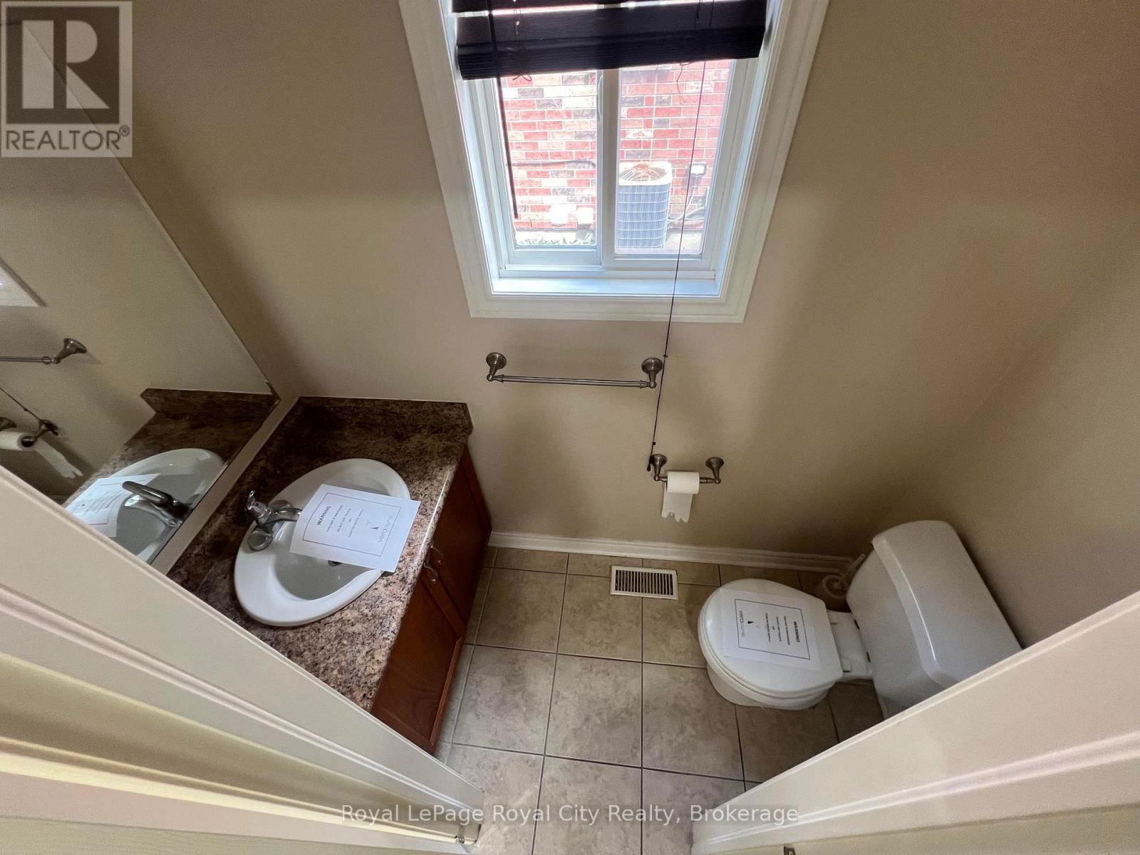 47 SIMMONDS DRIVE Image 11