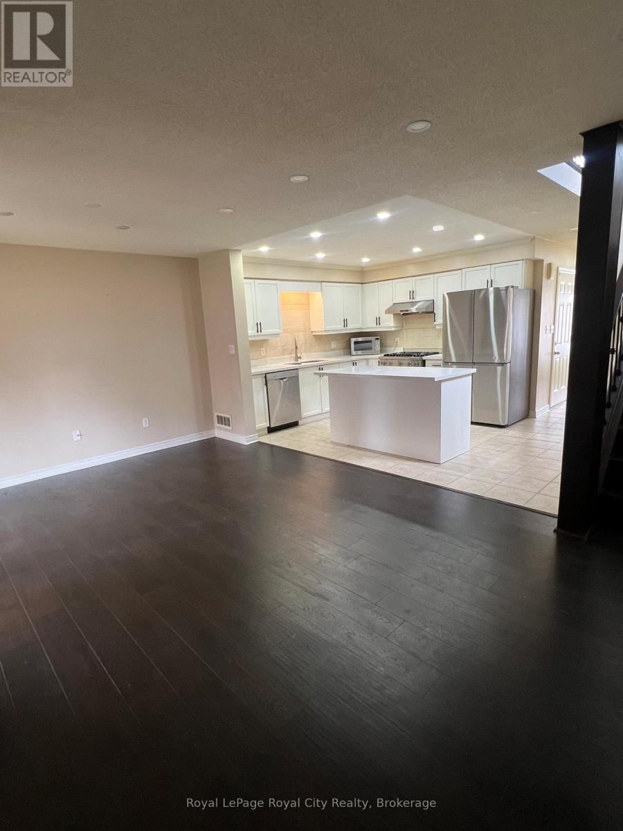 47 SIMMONDS DRIVE Image 8