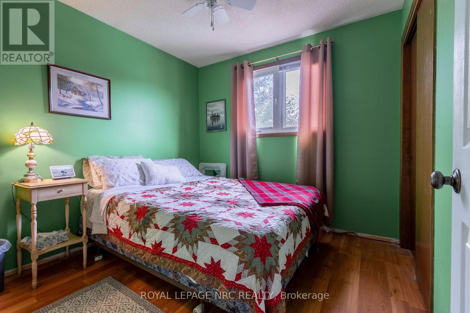 7404 SANDY COURT Image 14