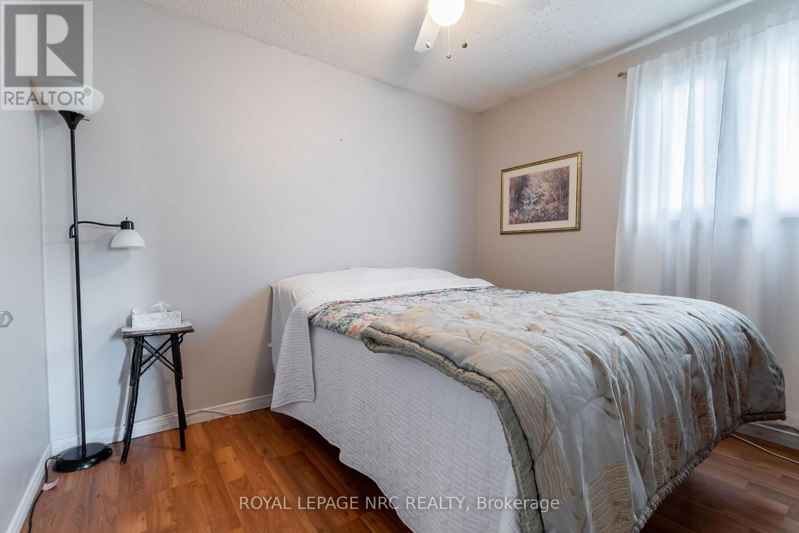 7404 SANDY COURT Image 16