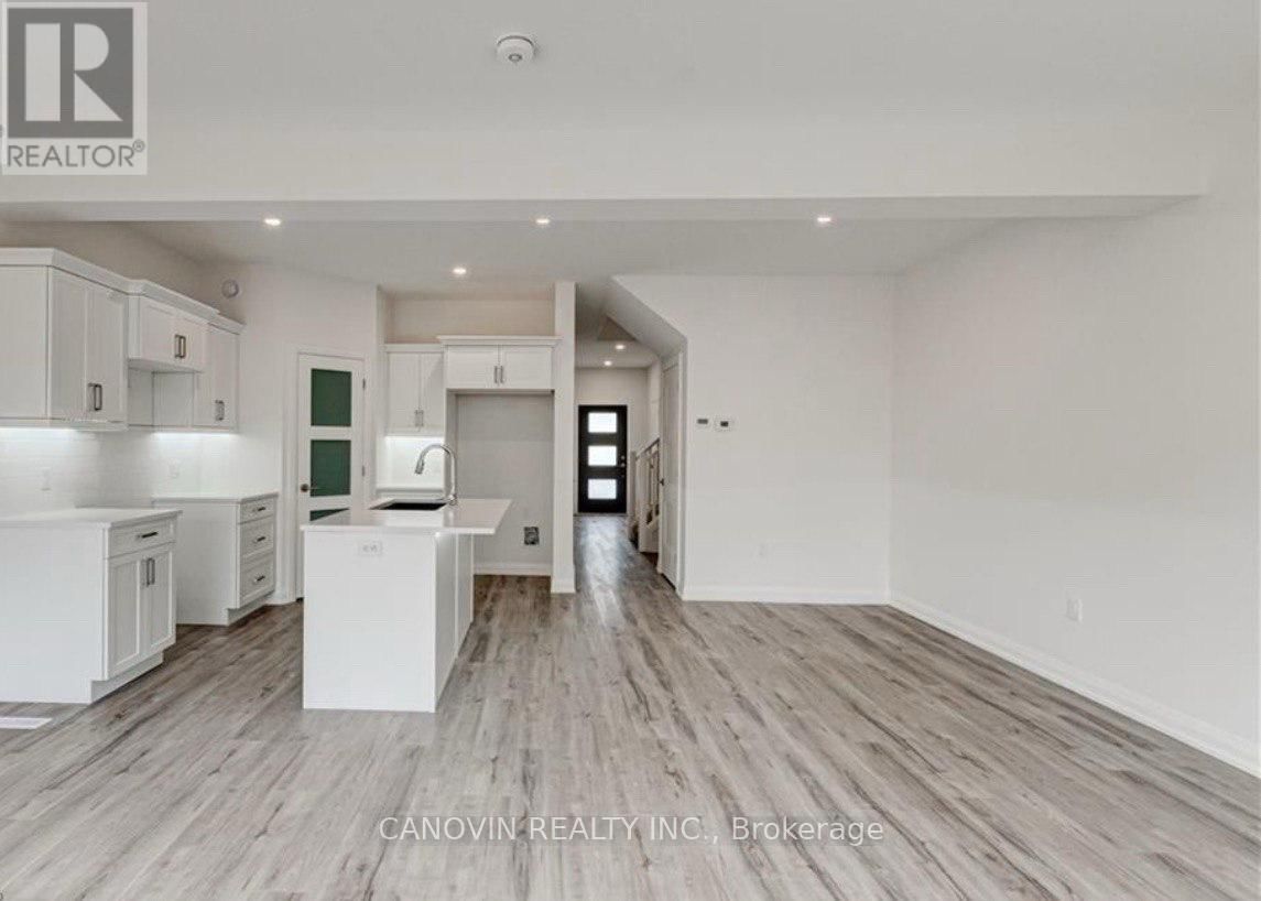 Unit 4 - 1 MILLER DRIVE Image 3