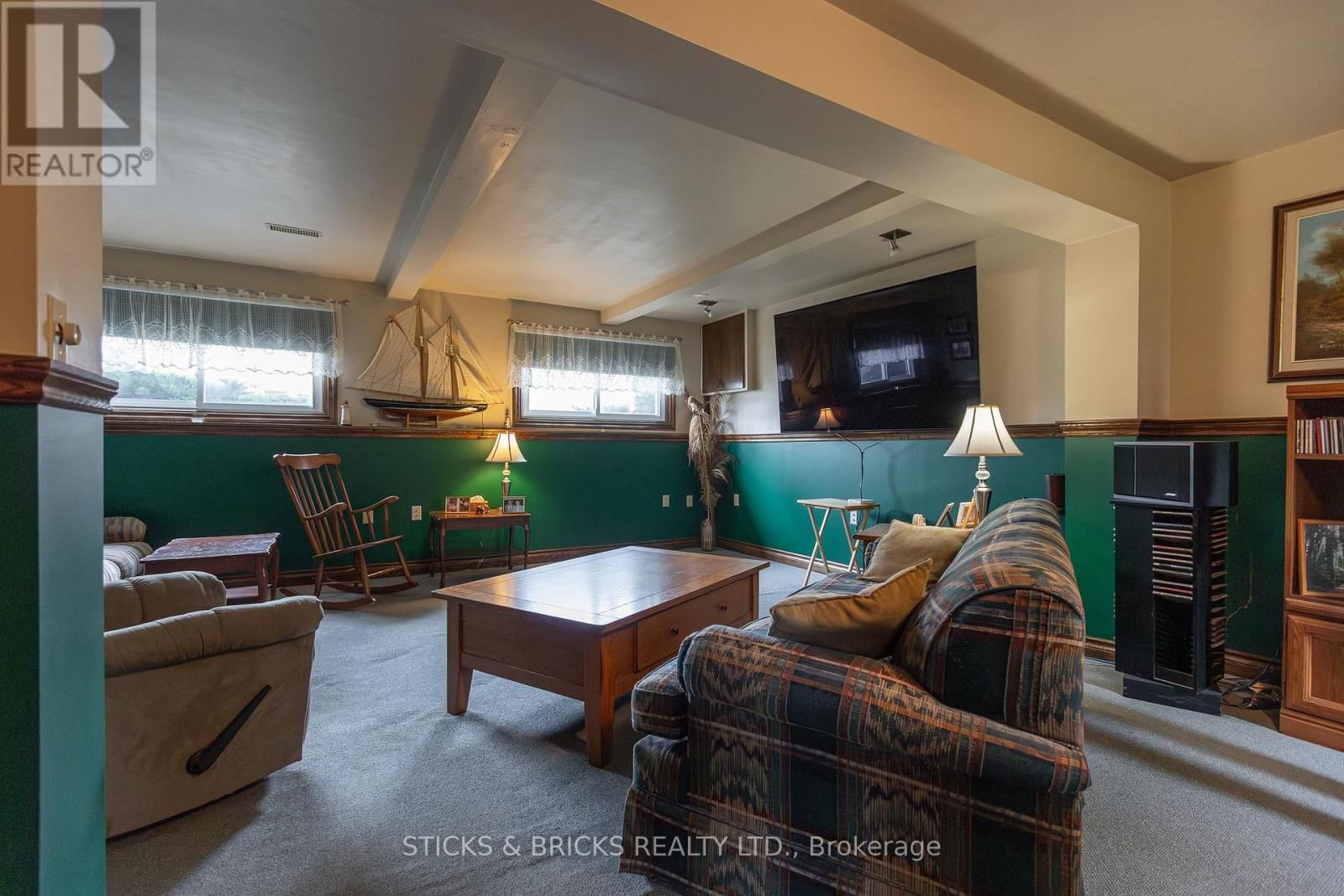 6690 MARGARET STREET Image 14