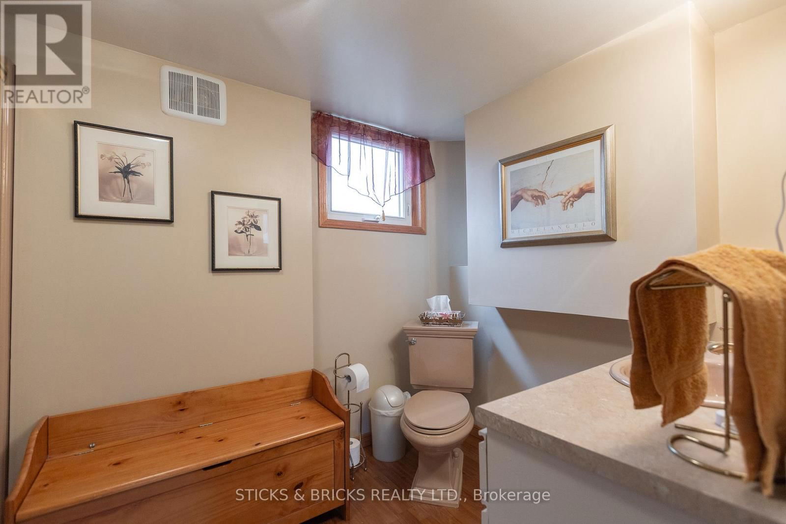 6690 MARGARET STREET Image 18
